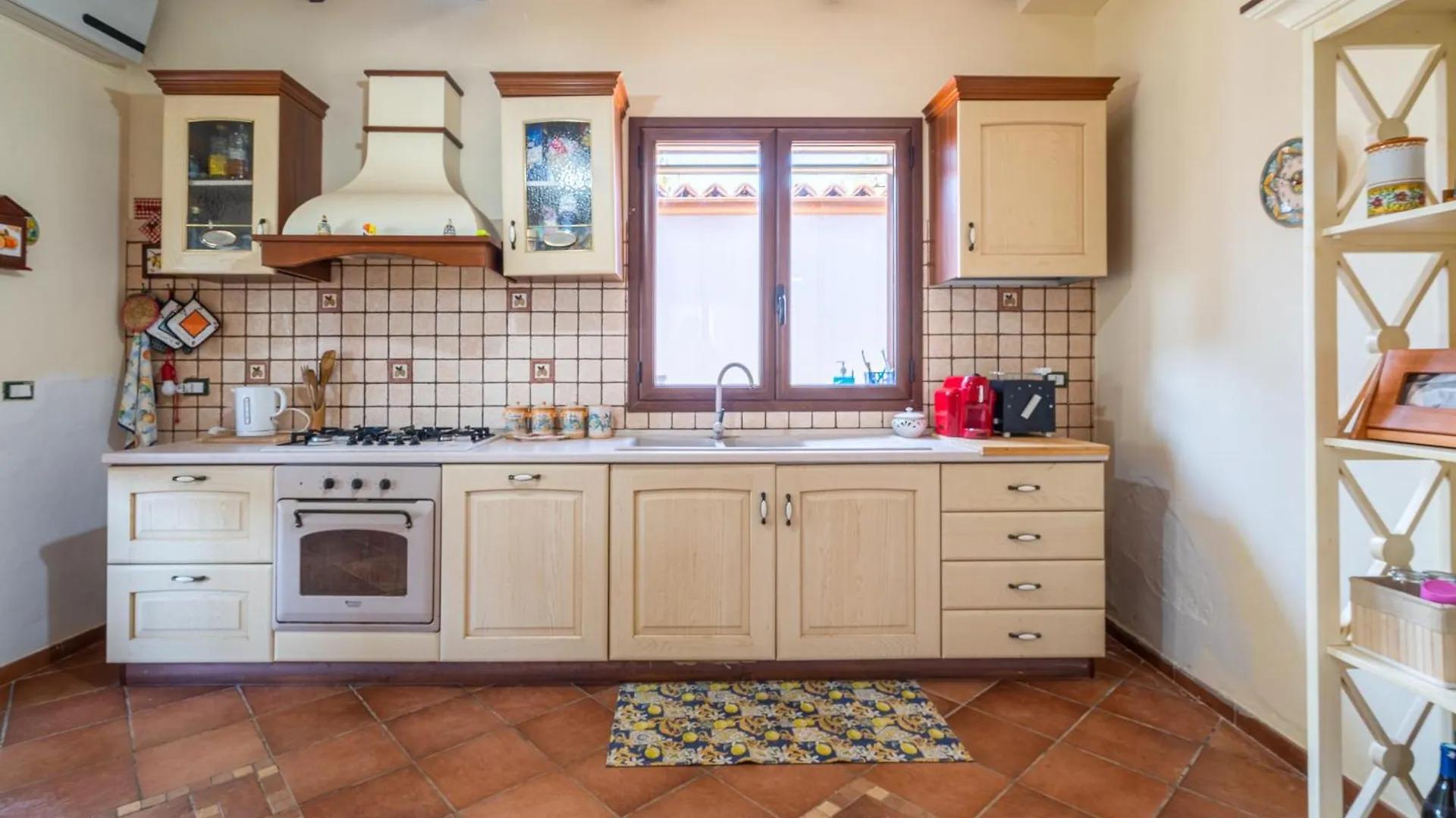 La Casa Del Vento Plemmirio Βίλα 0*,